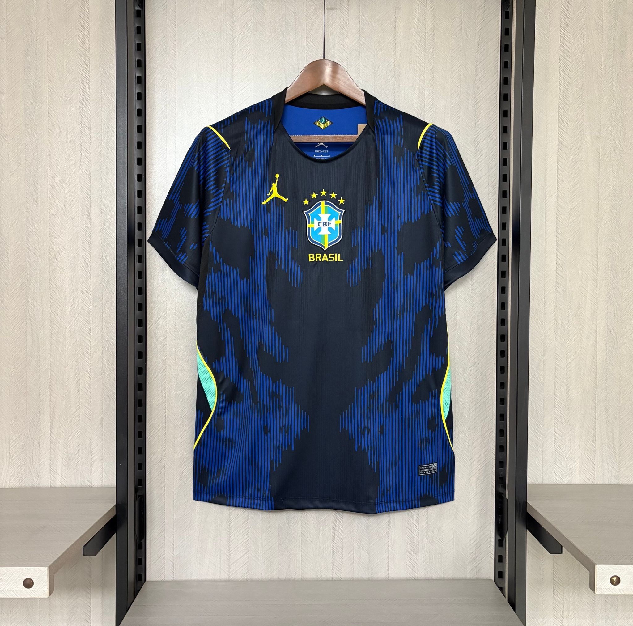Brazilian Joga Sinistro team jersey