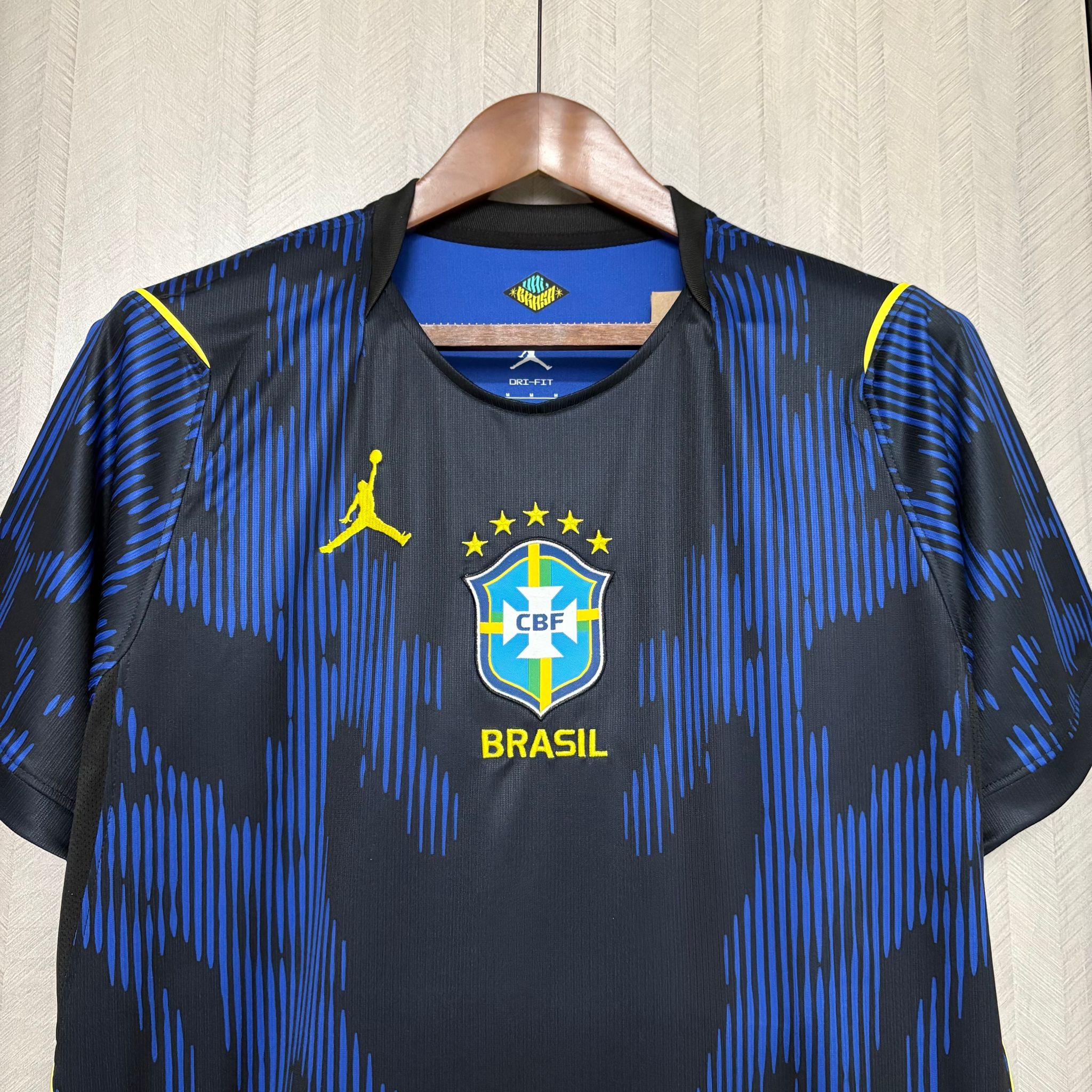 Brazilian Joga Sinistro team jersey